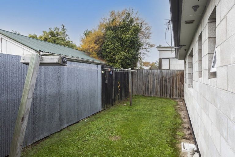 Photo of property in 6a Tonga Place, Riccarton, Christchurch, 8041