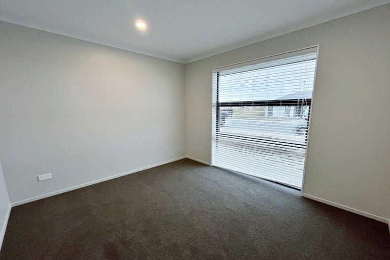 Photo of property in 29 Cousins Street, Woodend, 7691
