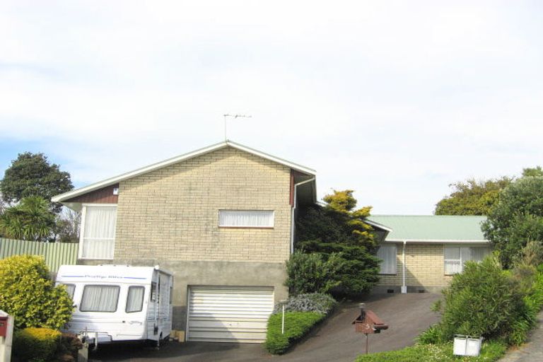Photo of property in 5 Renown Place, Spotswood, New Plymouth, 4310