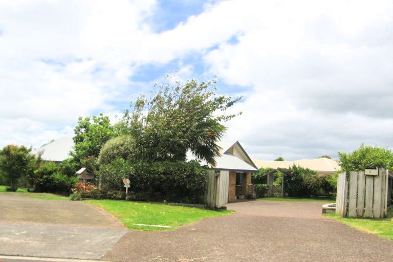Photo of property in 9 Jackson Place, Pukekohe, 2120