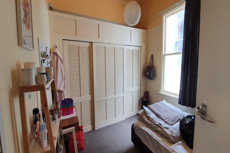 Photo of property in 211 Grant Road, Thorndon, Wellington, 6011