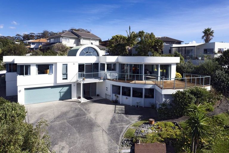 Photo of property in 5 Castaway Place, Gulf Harbour, Whangaparaoa, 0930