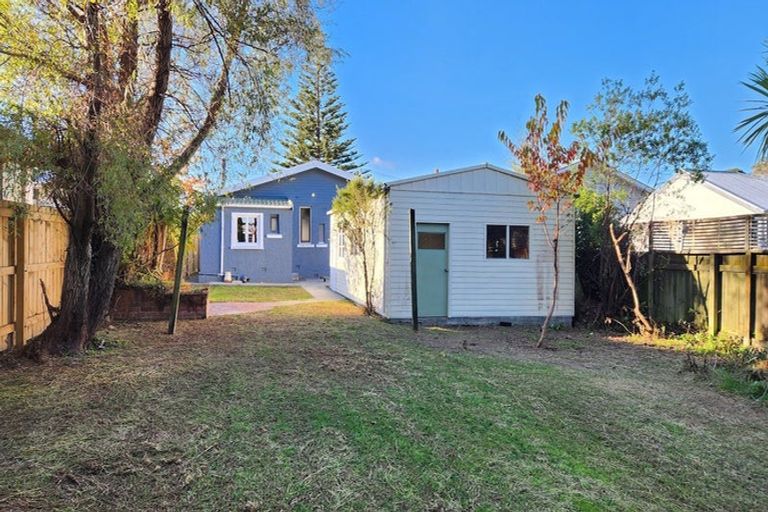 Photo of property in 6 Heath Grove, Waiwhetu, Lower Hutt, 5010