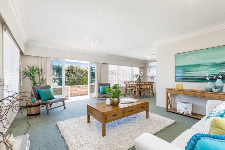 Photo of property in 90 Oceanview Road, Mount Maunganui, 3116