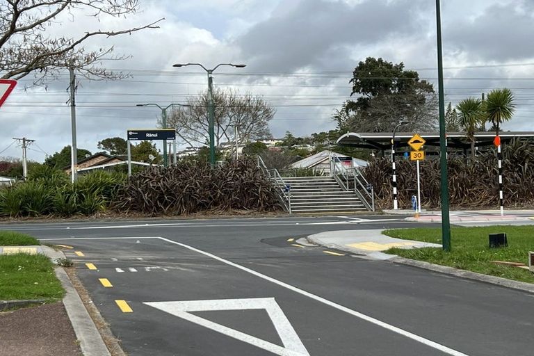 Photo of property in 6 Kora Avenue, Ranui, Auckland, 0612