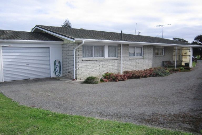 Photo of property in 38 Te Rauparaha Street, Otaki, 5512