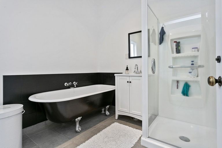 Photo of property in 56 Hall Street, Cambridge, 3434