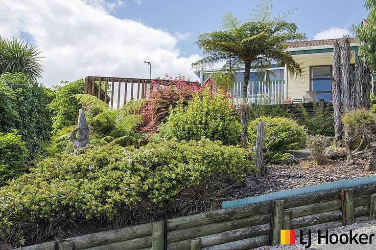 Photo of property in 36 Bluewater Place, Wattle Downs, Auckland, 2103