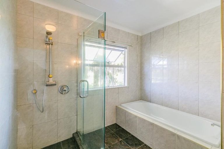 Photo of property in 78 Becroft Drive, Forrest Hill, Auckland, 0620