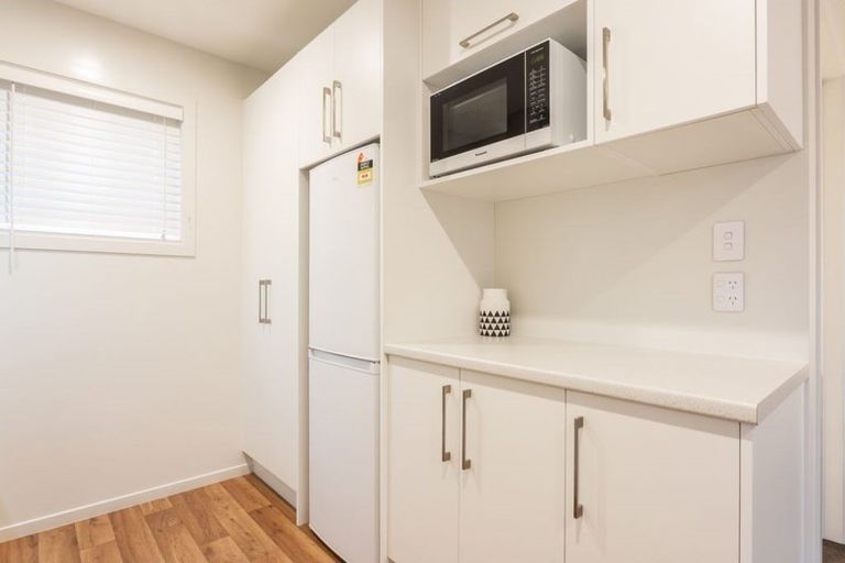 Photo of property in 25 Nursery Road, Phillipstown, Christchurch, 8011