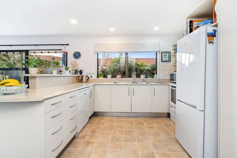 Photo of property in 10 Cobham Court, Kerikeri, 0230