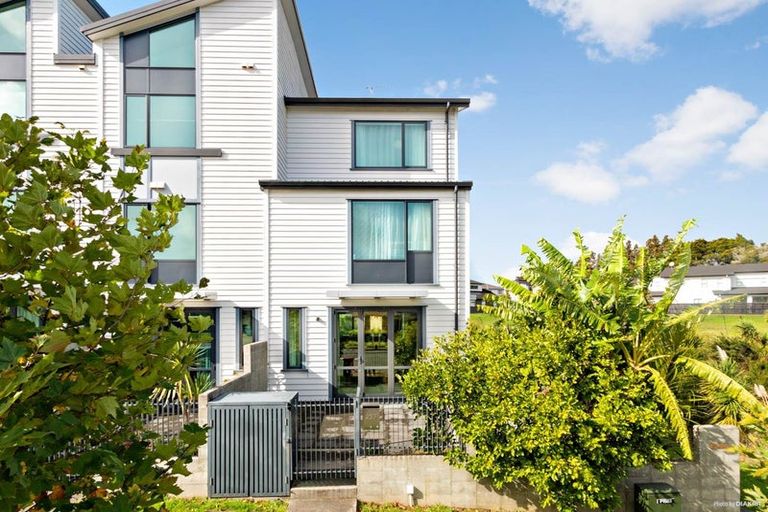 Photo of property in 297 Murphys Road, Flat Bush, Auckland, 2019