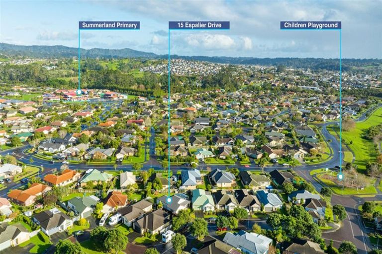 Photo of property in 15 Espalier Drive, Henderson, Auckland, 0612