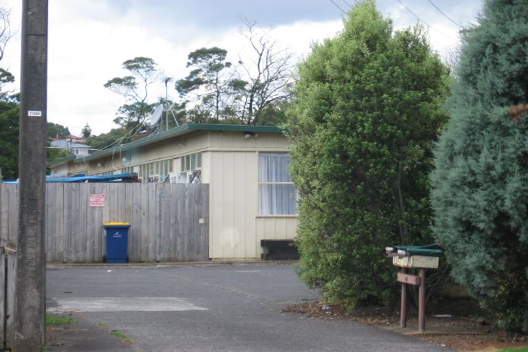 Photo of property in 2/86 Portage Road, New Lynn, Auckland, 0600