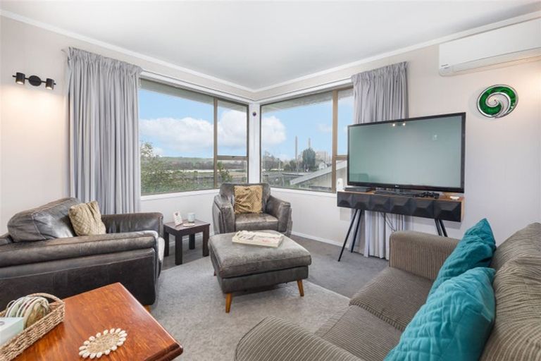 Photo of property in 17 Hakanoa Street, Huntly, 3700