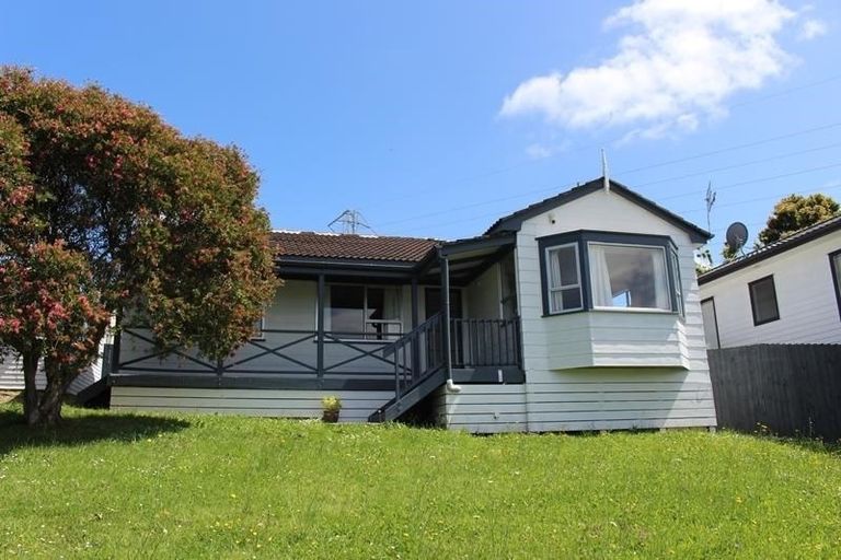 Photo of property in 52 Keegan Drive, Massey, Auckland, 0614