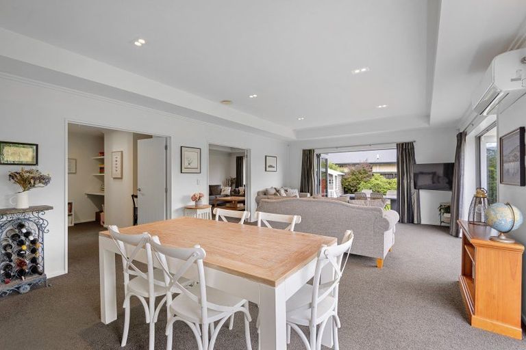 Photo of property in 25 Holbrook Way, Westmorland, Christchurch, 8025