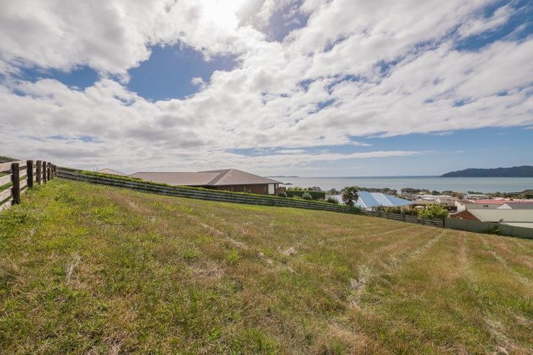 Photo of property in 6 Midgard Road, Coopers Beach, 0420