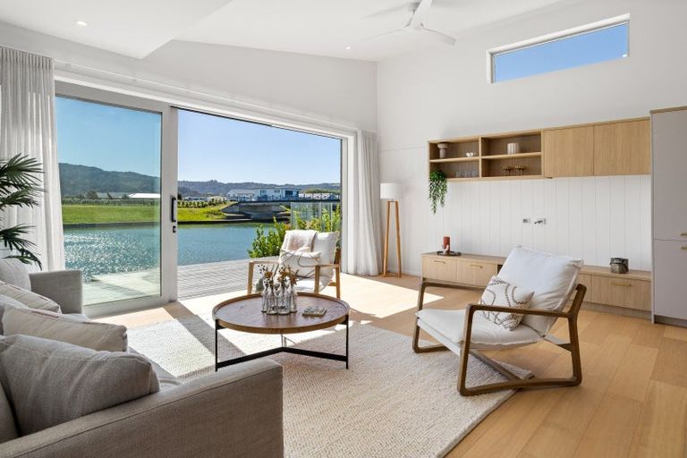 Photo of property in 16 Vanita Drive, Whitianga, 3510