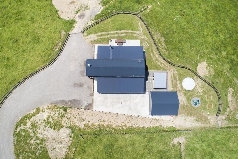 Photo of property in 34 Highland View Drive, Tokomaru, Palmerston North, 4474