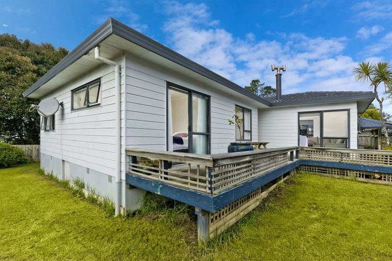 Photo of property in 106 Glen Road, Ranui, Auckland, 0612