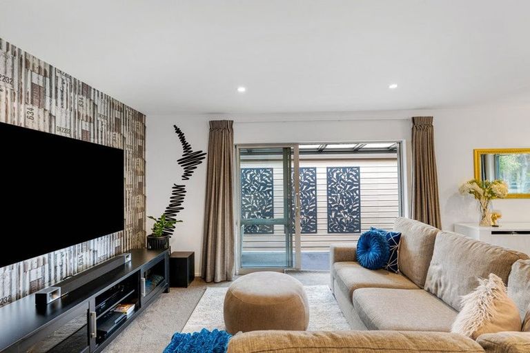 Photo of property in 500c Harewood Road, Harewood, Christchurch, 8051