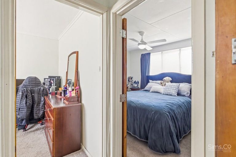 Photo of property in 25 Ruapehu Street, Castlecliff, Whanganui, 4501