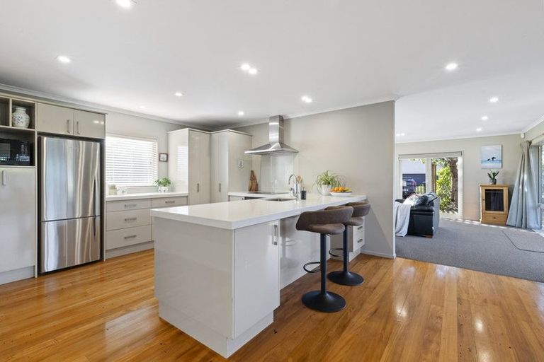 Photo of property in 20 Les Fisher Place, Pukekohe, 2120