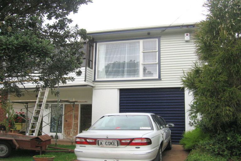 Photo of property in 71 Redwood Avenue, Tawa, Wellington, 5028
