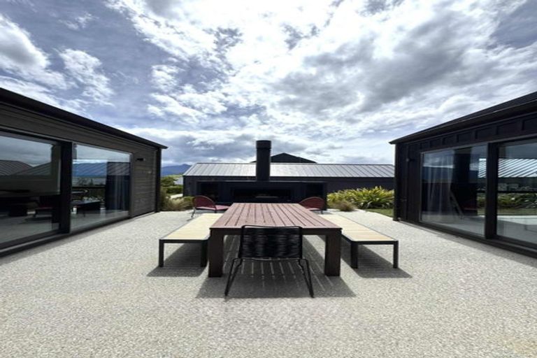 Photo of property in 4 Polperro Court, Jacks Point, Queenstown, 9371