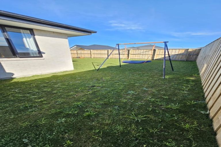 Photo of property in 6 Jasmine Street, Woodend, 7610