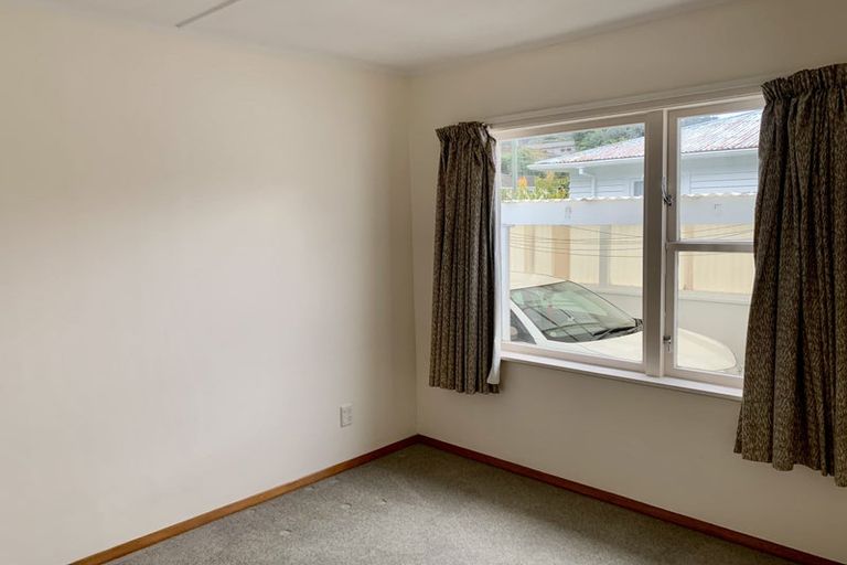 Photo of property in 32 Fraser Street, Wainuiomata, Lower Hutt, 5014