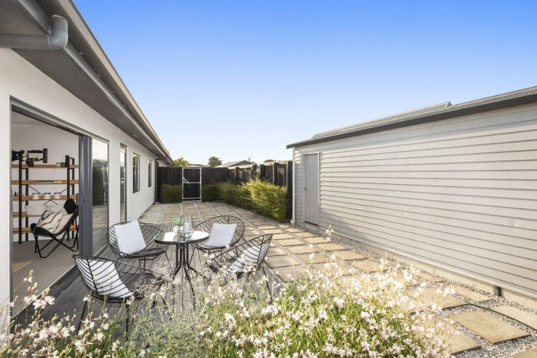 Photo of property in 2/18 Lamorna Road, Parklands, Christchurch, 8083