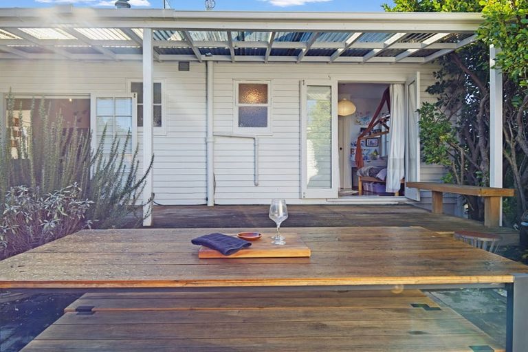 Photo of property in 11 Rutherford Road, Marewa, Napier, 4110