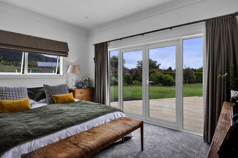 Photo of property in 1305b South Road, Kaitake, New Plymouth, 4374