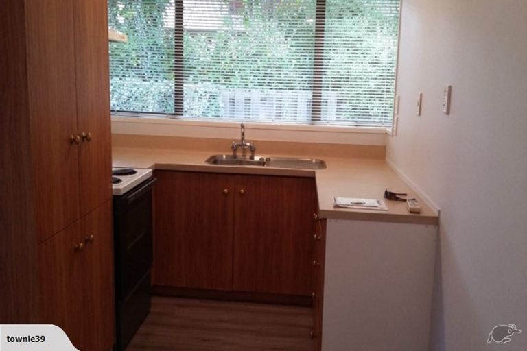 Photo of property in 2/7 Clipston Place, Halswell, Christchurch, 8025