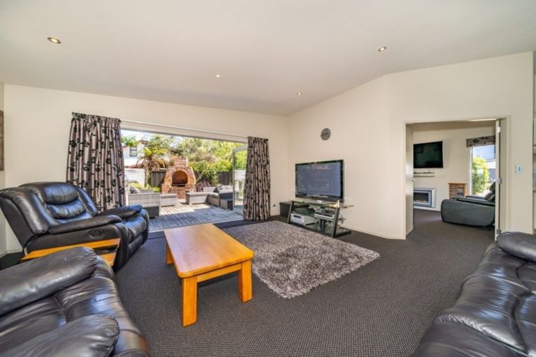 Photo of property in 9 Parkwood Grove, Trentham, Upper Hutt, 5018