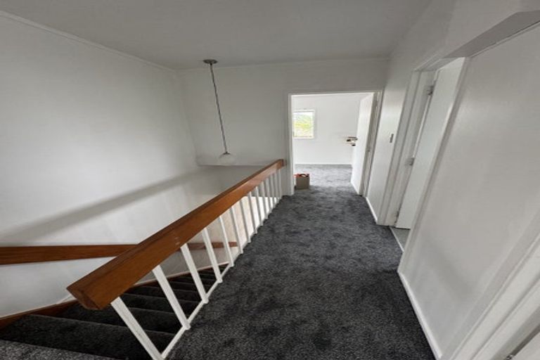 Photo of property in 31 Marina Road, Torbay, Auckland, 0630