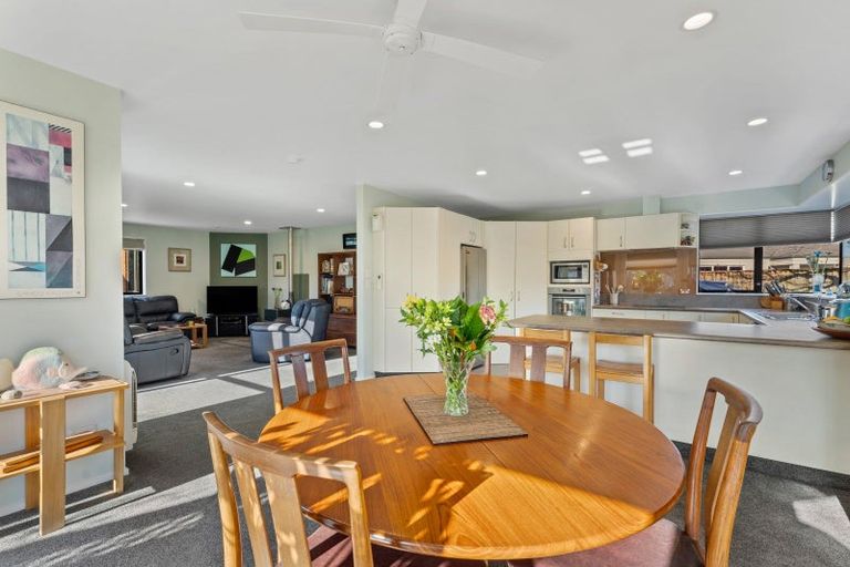 Photo of property in 30 Endeavour Street, Riversdale, Blenheim, 7201