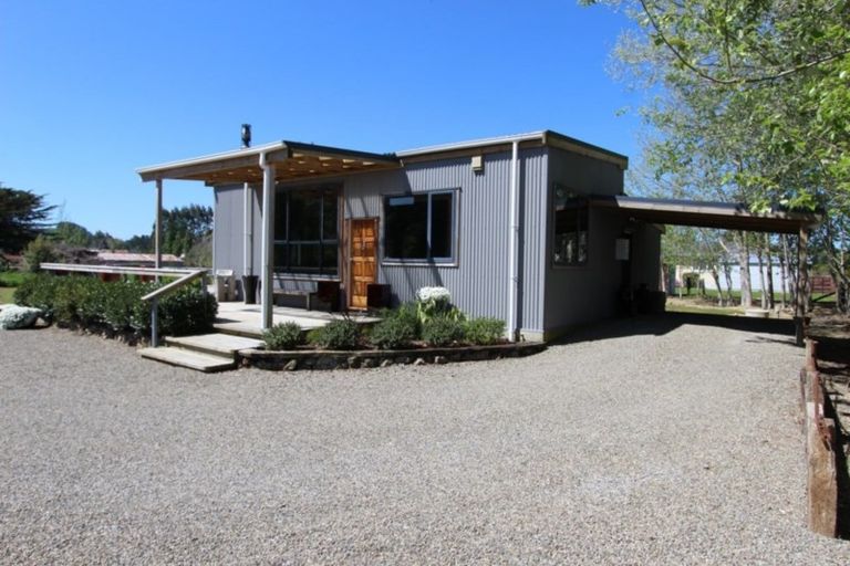 Photo of property in 1 Jackson Street, Eketahuna, 4900