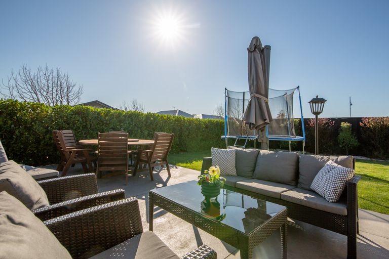 Photo of property in 2 Puriri Street, Pegasus, 7612