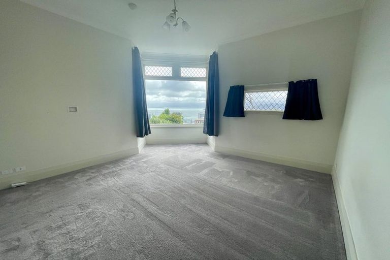 Photo of property in 26 Central Terrace, Kelburn, Wellington, 6012