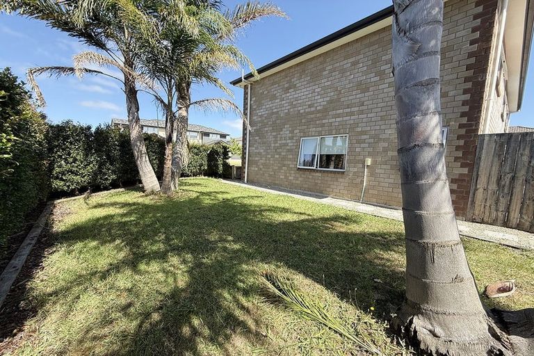Photo of property in 16 Coolaghy Drive, Flat Bush, Auckland, 2019