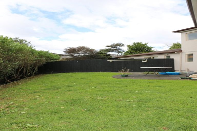 Photo of property in 24 George Deane Place, Greenhithe, Auckland, 0632