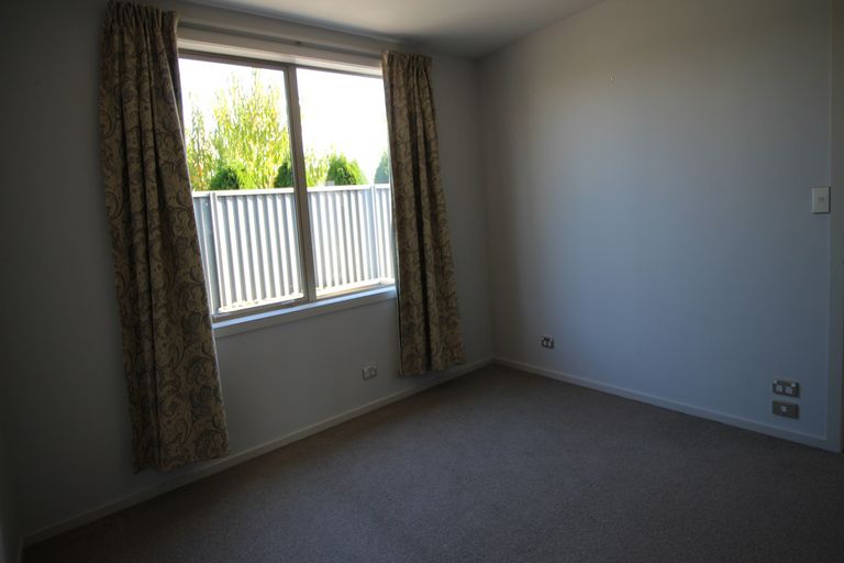 Photo of property in 16 Henderson Drive, Alexandra, 9320