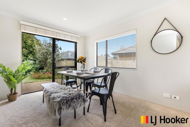 Photo of property in 3 Kimptonfields Court, Wattle Downs, Auckland, 2103