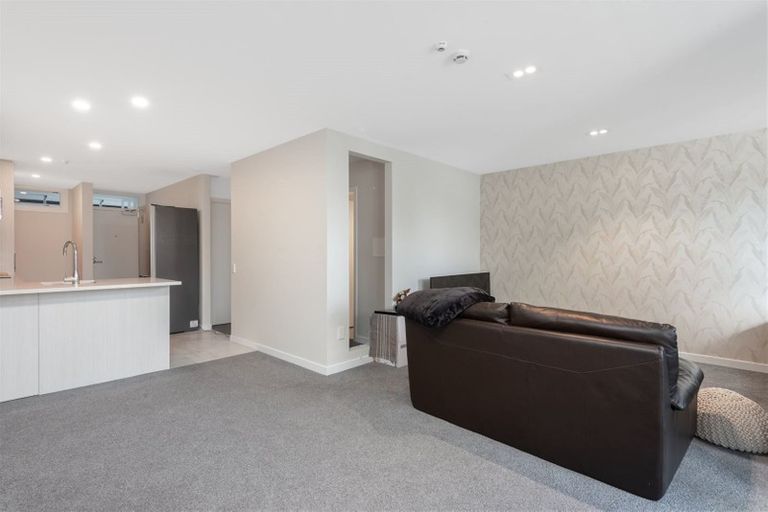 Photo of property in 2-06/424 Maunganui Road, Mount Maunganui, 3116