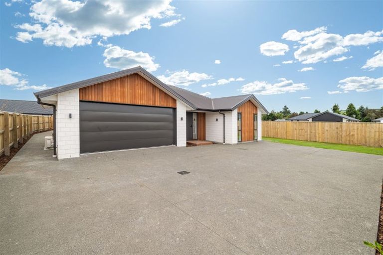 Photo of property in 3 Wykes Place, Amberley, 7410
