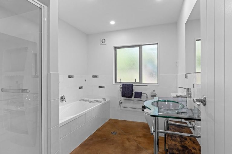 Photo of property in 464 Krippner Road, Puhoi, Silverdale, 0994