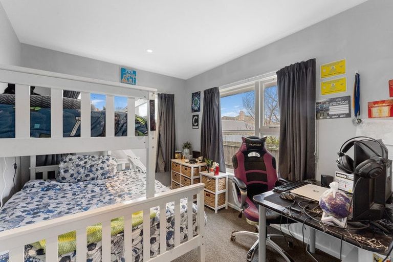 Photo of property in 9 Adrian Place, Shirley, Christchurch, 8061